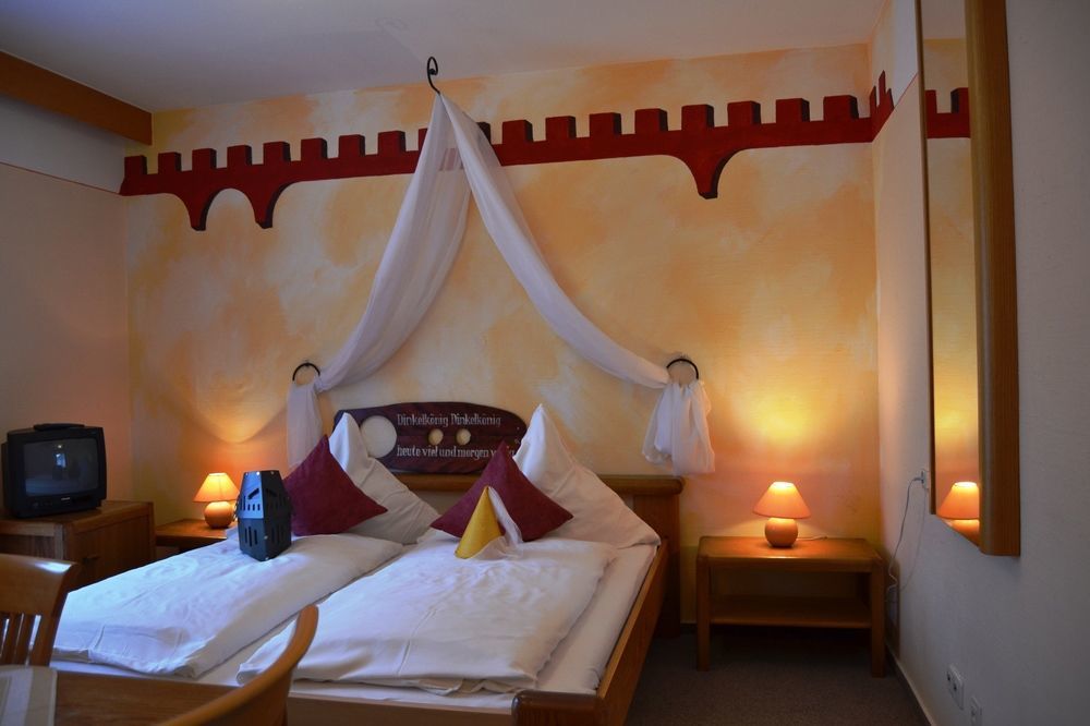 Goldenes Fass 3*